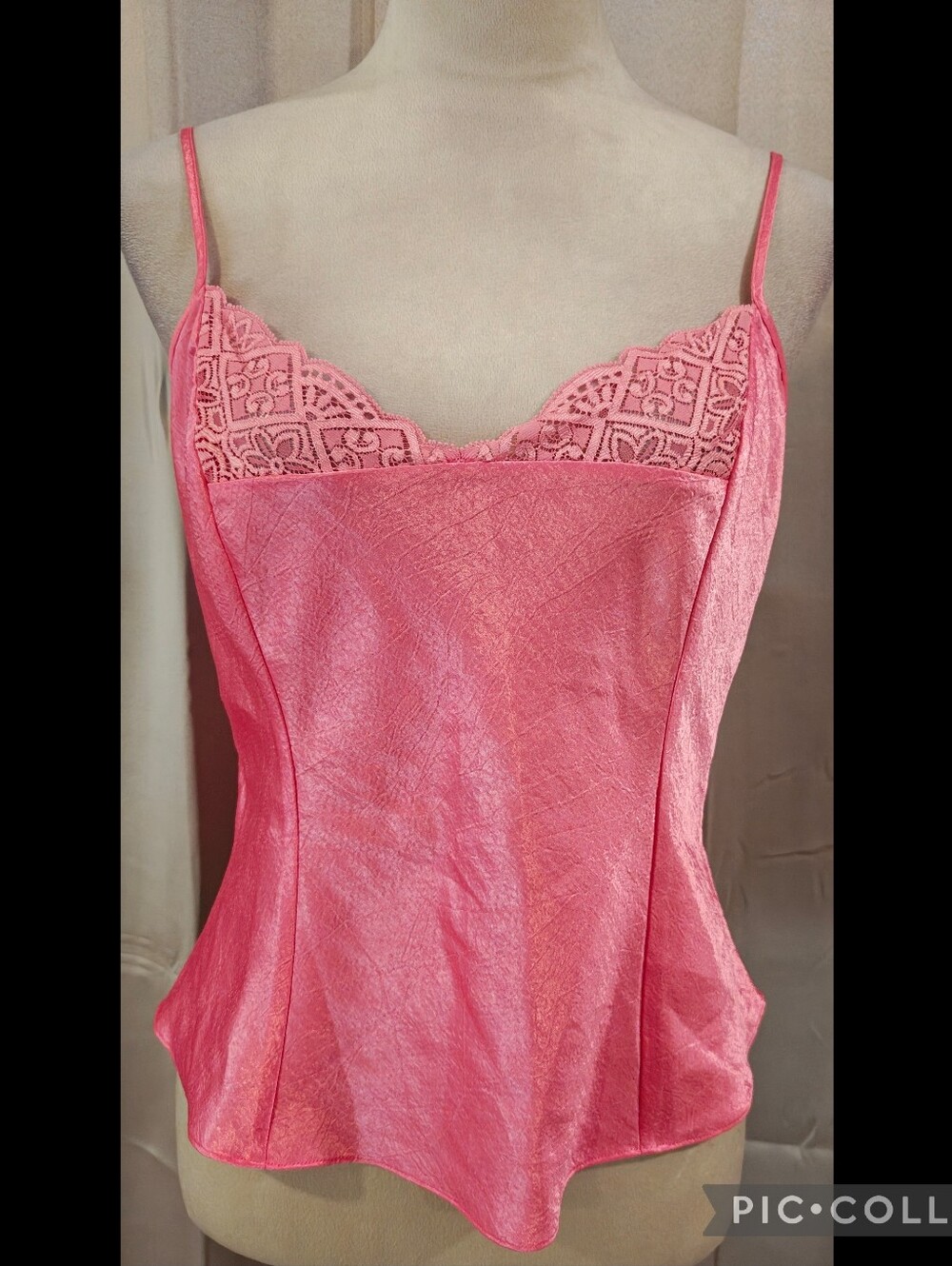 🩷Vintage 80s/90s Victoria’s Secret Gold Label Pink Satin Cami🩷